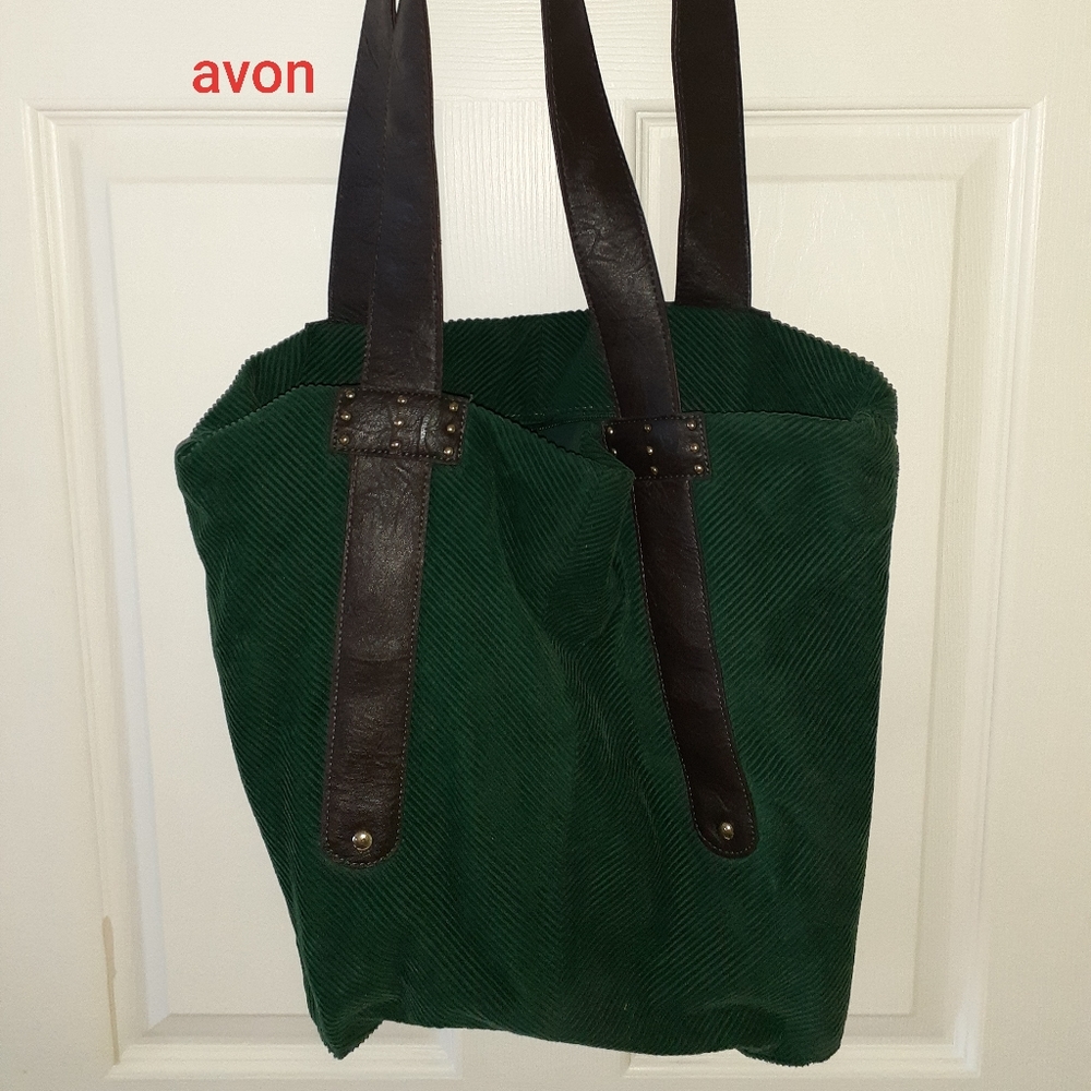 Purses - Picture 7 of 8